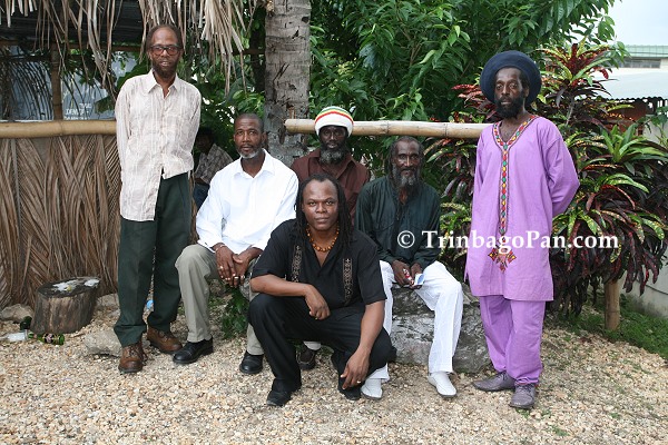 dwL1408086143.jpg